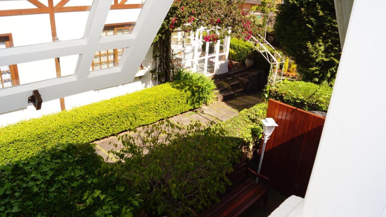 Pousada Chateau Colinas Campos do Jordao Exterior photo